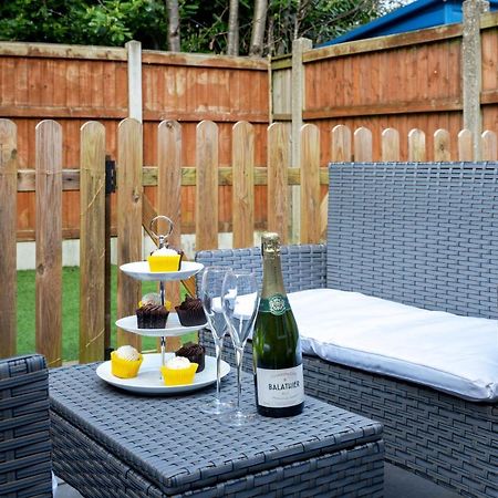 Yew Tree House Contractor / Family Home Free Netflix Fast Wifi Near Dudley/Birmingham Cradley Heath Kültér fotó